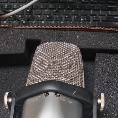 Equation Audio F.20 SE Microphone with pop screen 2012 - Brushed Stainless Steel image 2