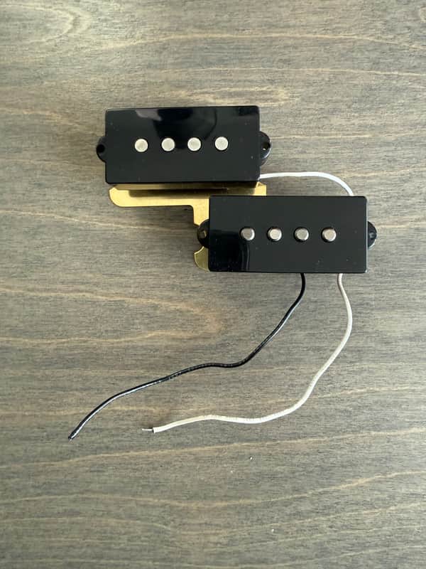 Fender V-Mod II Precision Bass pickups image 1