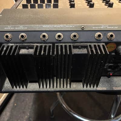 Fender MA6 vintage powered mixer with case image 4
