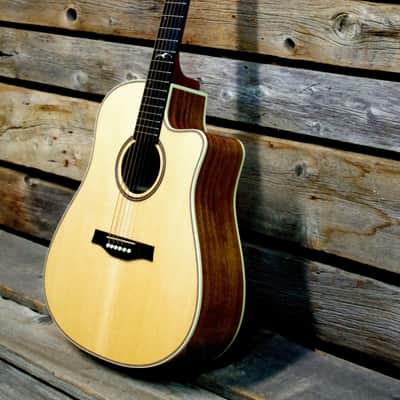 Seagull Artist Studio Cutaway Deluxe QII Acoustic / Electric Guitar image 5