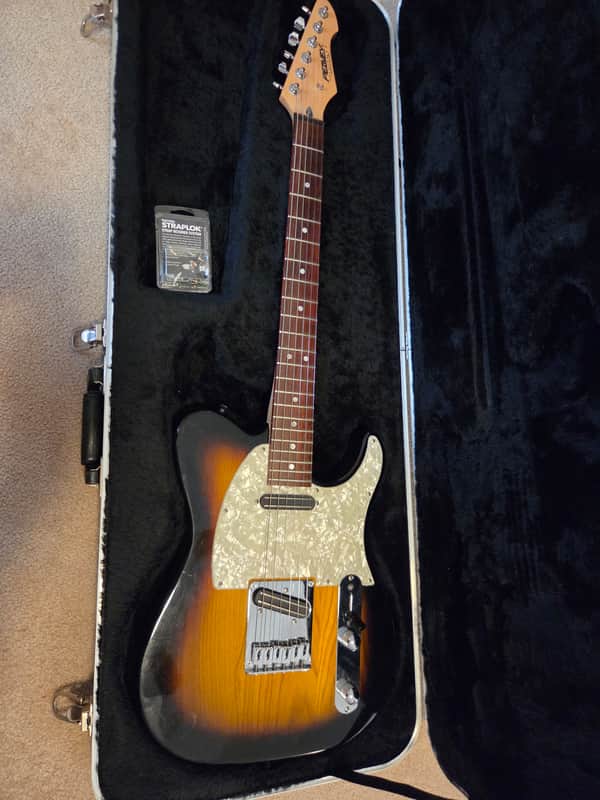 Peavey Reactor AX 1995-1999 - Sunburst image 1