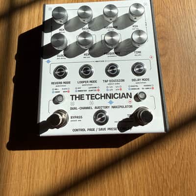 Matthews Effects The Technician Dual-Channel Auditory Manipulator 2024 - Present - White image 1