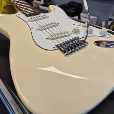Squier Late-80s 'E Series' Stratocaster Made in Korea image 10