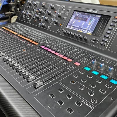 Midas M32 40-Input Digital Mixer Console 2010's - Standard image 3
