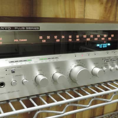 Vintage Sanyo plus series Vintage Receiver 55 WPC! NICE! image 3