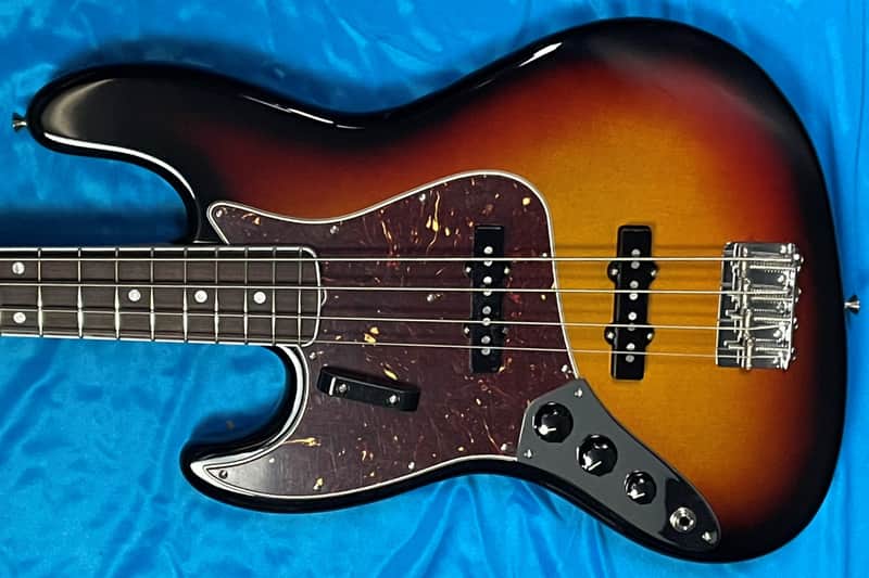 Fender AM. Vintage II '66 Jazz LEFTY, 3 Tone Sunburst w/ Rosewood image 1
