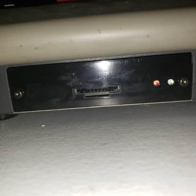 AKAI MPC 3000 WITH SD CARD DRIVE image 5