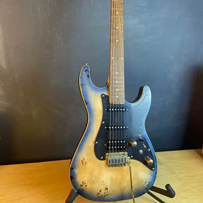 Michael Kelly Custom Collection '60s Burl Ultra Electric Guitar, Pau Ferro Fingerboard image 2