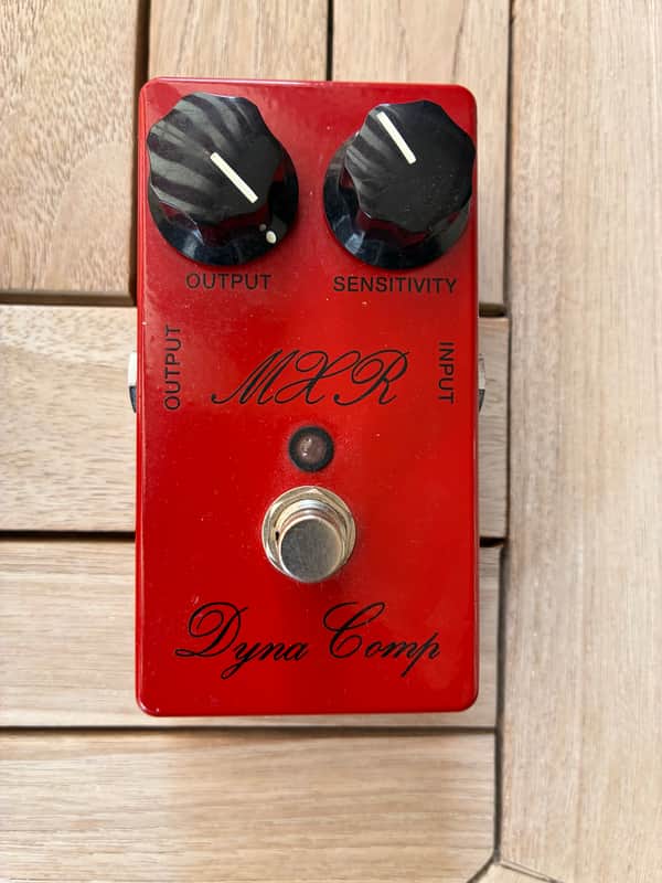 MXR MXR CSP102SL Script Dyna Comp Compressor 2010 - Rojo imagen 1