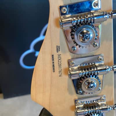 Fender Player Jaguar Bass with Maple Fretboard 2018 - 2024 - Tidepool image 5