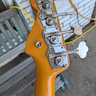 Fender AVRI 1960 P-Bass - Daphne Blue image 11