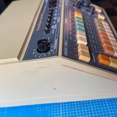 Roland CR-8000 CompuRhythm 1980s - Cream image 4