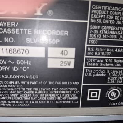 SONY DVD PLAYER/VIDEO CASSETTE RECORDER SLV-D350P EARLY 90'S - GRAY ALUMINUM image 3