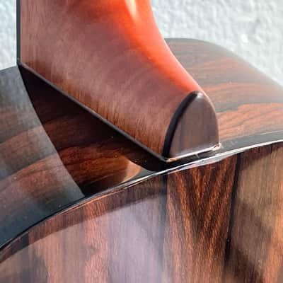 Kala Ziricote Tenor Ukulele - Gloss image 7