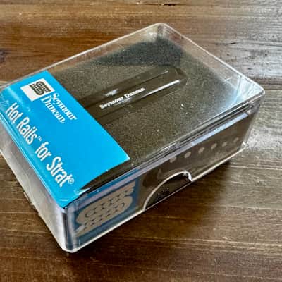 Seymour Duncan SHR-1b Hot Rails Strat Bridge Pickup - Black image 1