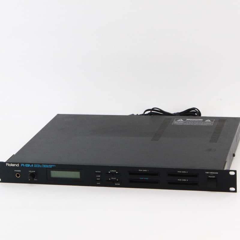 Roland R 8 M [Za90769] (08/31) image 1