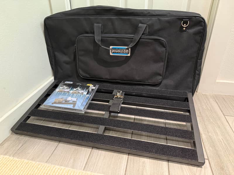 Pedaltrain Pro Pedalboard Bundle for the Serious Guitarist