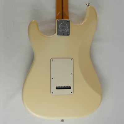 Fender American Standard Stratocaster - 2014 - Olympic White - Case included image 8