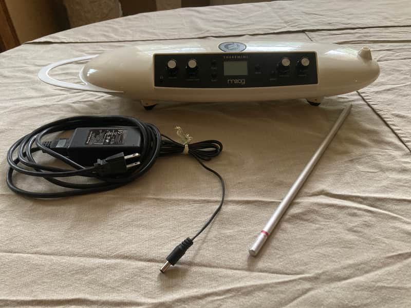 Moog Theremini Theremin