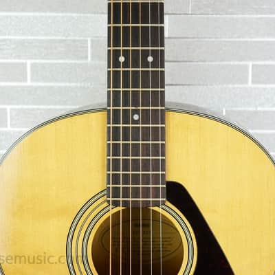 Yamaha F325 Dreadnought Acoustic Guitar - Natural image 3