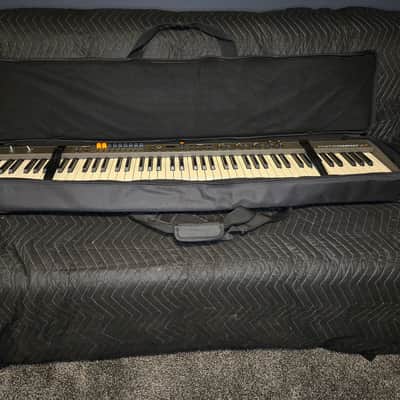 Studiologic Numa Compact X SE 88-key Stage Piano 2026 with Case and Pedal image 2