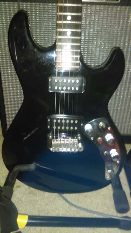 G&L F 100 Series II Black 1981 image 1