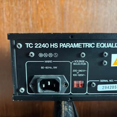 t.c.electronic TC2240 HS PARAMETRIC EQUALIZER/PREAMPLIFIER 2U RACK MOUNT image 6
