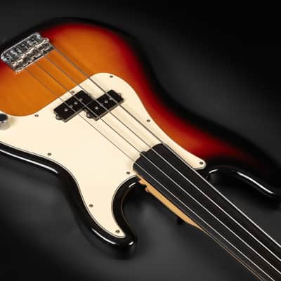 2005 Fender 60th Anniversary American Precision Bass Custom Fretless - 3-Color Sunburst | USA 4-String Boutique Ebony Fretboard | Case image 8