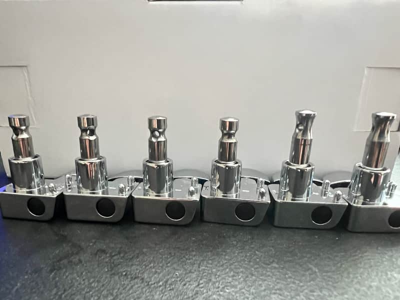 Fender Tuners Staggered 2020 - Chrome image 1
