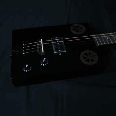 JN Guitars Series 4 String Acoustic-Electric Guitar, Right, Cask Coal, Full HOGSCOAL image 4