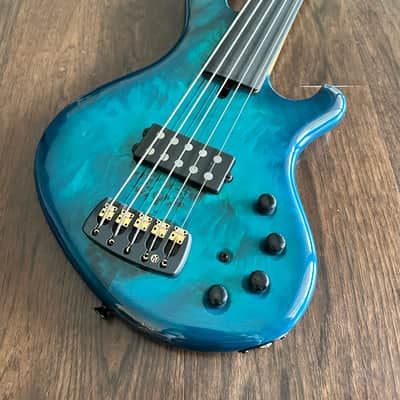 Maruszczyk Frog Omega 5A Fretless 2023 - Transparent 2 Tone Turquoise Blue image 2