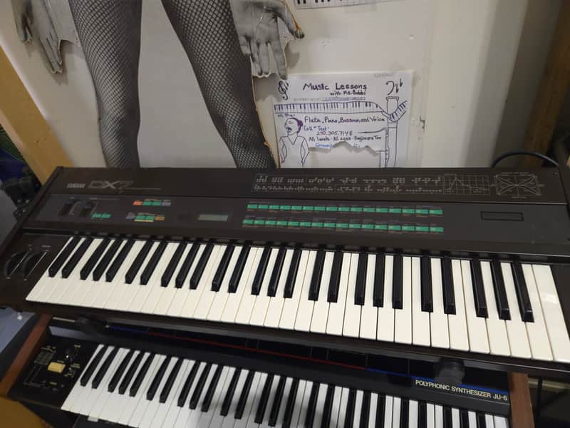 Yamaha DX7 Digital FM Synthesizer | Reverb