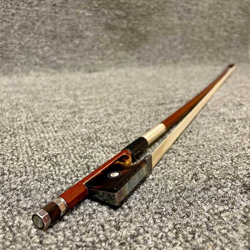 4/4 Violin Bow image 1