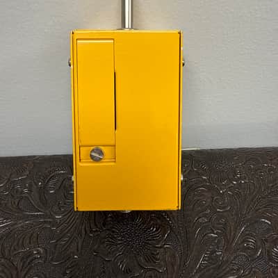 Walco Acoustic Feedback Eliminator - Yellow image 2