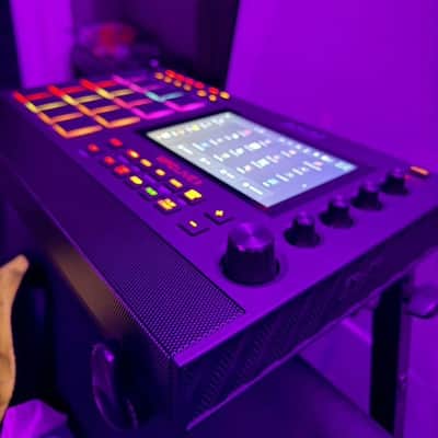 Akai MPC Live II Standalone Sampler / Sequencer 2020 - Present - Black image 3