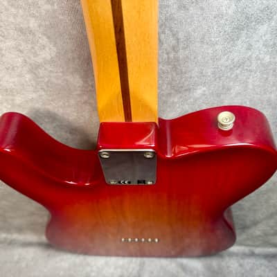 Fender Special Edition Ash Telecaster 2011- Cherry Sunburst image 5