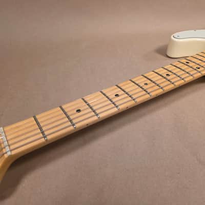 Fender American Special Telecaster with Maple Fretboard 2010 - 2018 - Olympic White image 16