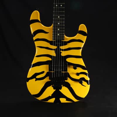 Jackson Pro Origins 1985 San Dimas SD1 Electric Guitar Ebony Fingerboard - Yellow Bengal 691 image 9