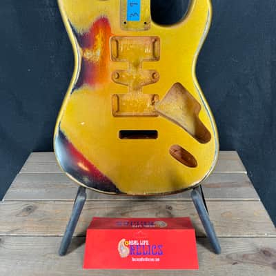 Real Life Relics Custom Class Strat® Stratocaster® Body Heavy Relic Metallic Gold Over Sunburst  #5 3 Lb 9 Oz image 1