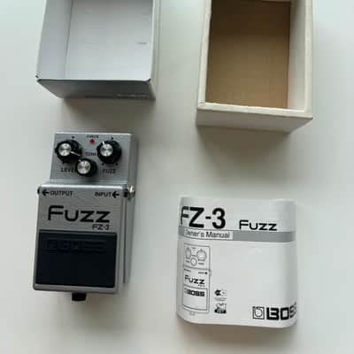Boss FZ-3 Fuzz (Silver Label) 1997 (Original Box/ Manual) image 7