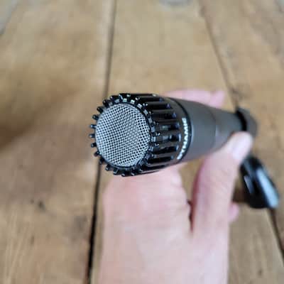 Shure SM57-LC Mic in box image 3