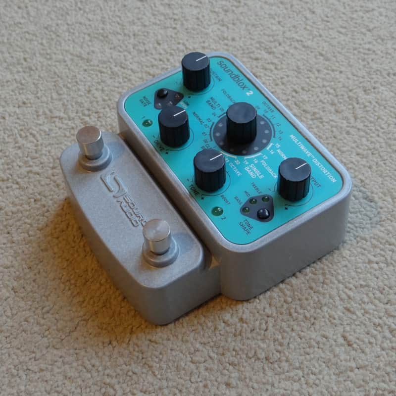 2010s Source Audio Soundblox 2 Multiwave Distortion Teal