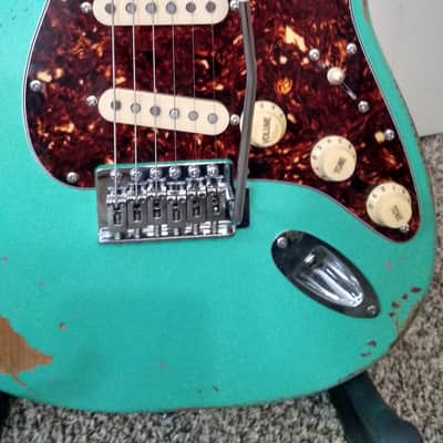 Sawtooth ES Alder Body Relic Surf Green Stratocaster with New Padded Gig Bag and Leather Strap image 5