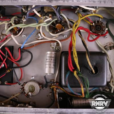 Fender Vibrolux Reverb 2-Channel 35-Watt 2x10" Guitar Combo 1970 - 1980 - Silverface image 21