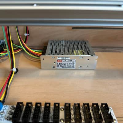 Immagine Solid Walnut Powered Eurorack Case - 13U x 168HP - 9