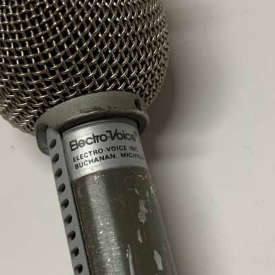 ELECTRO VOICE EV RE11 MICROPHONE- VINTAGE! RARE! AWESOME SOUND! MAKE OFFER! image 6