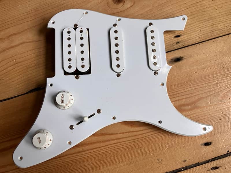 Yamaha Pacifica 012 Electric Guitar Loaded Scratchplate 2020 image 1