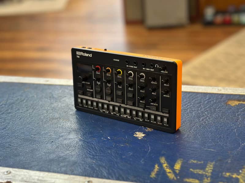 Roland T-8 AIRA Beat Machine image 1