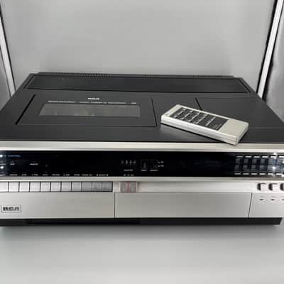 1980s RCA SelectaVision VFT650 VCR Video Cassette Player Recorder image 4