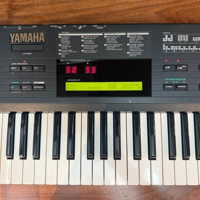 Yamaha DX7II D - Serviced, Nice! 64 Patches image 3